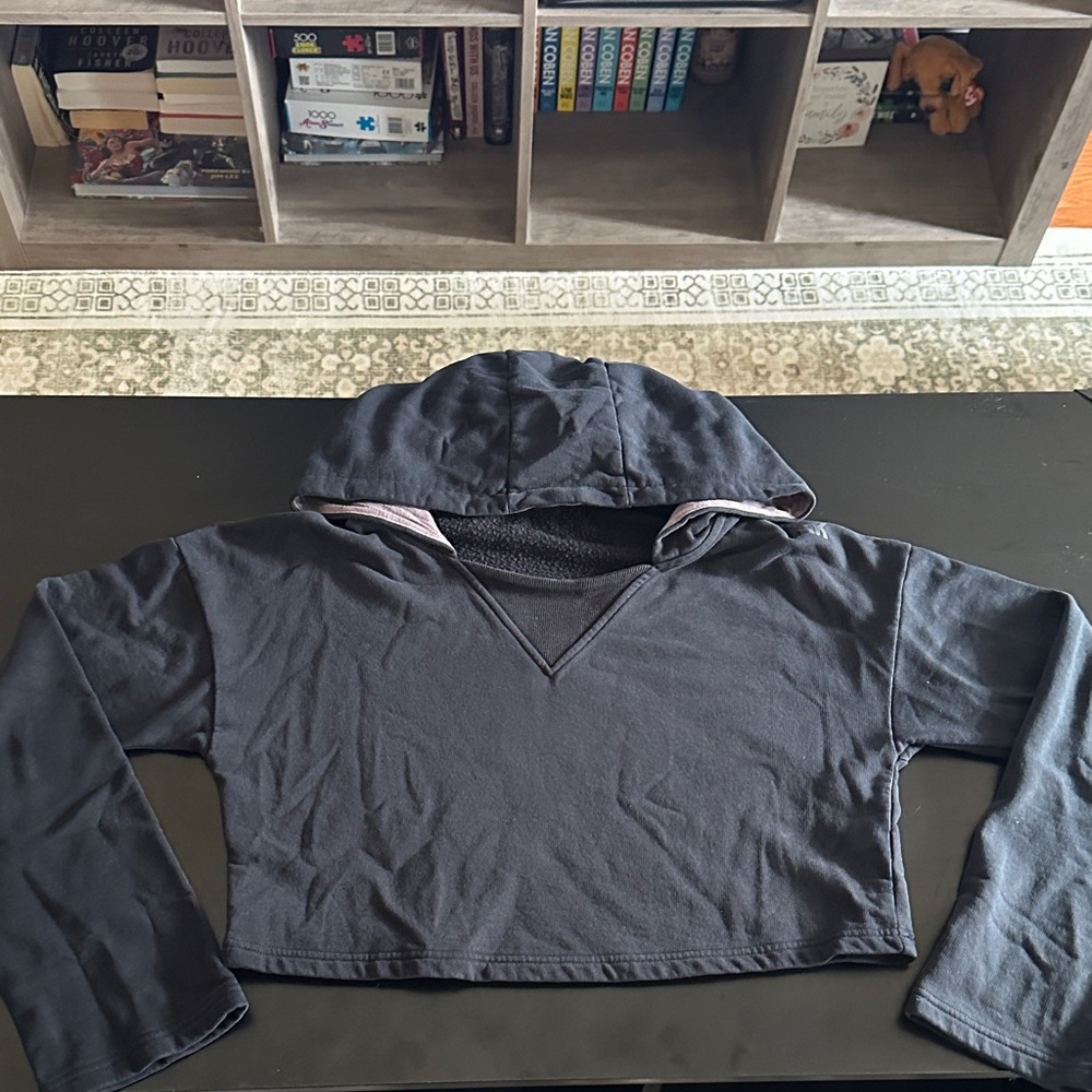 Black Cropped Hoodie